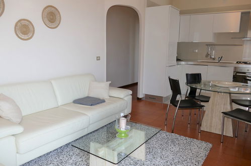 Foto 7 - Apartamento de 1 quarto em Santo Stefano al Mare com jardim