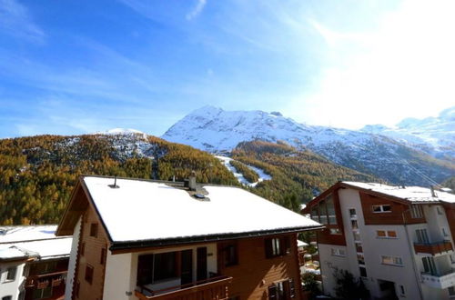 Foto 3 - Appartamento con 3 camere da letto a Saas-Fee