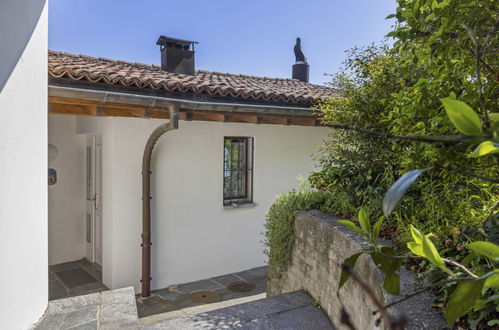 Foto 6 - Casa de 2 quartos em Brissago com jardim e vista para a montanha