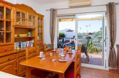 Foto 6 - Appartamento con 2 camere da letto a Vinaròs con piscina e vista mare