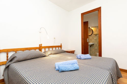 Foto 12 - Apartamento de 1 habitación en l'Escala con vistas al mar
