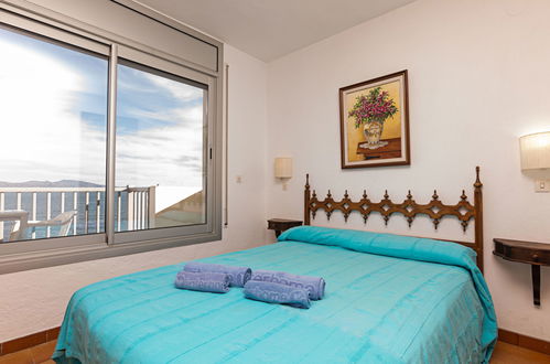 Foto 10 - Appartamento con 1 camera da letto a l'Escala con vista mare