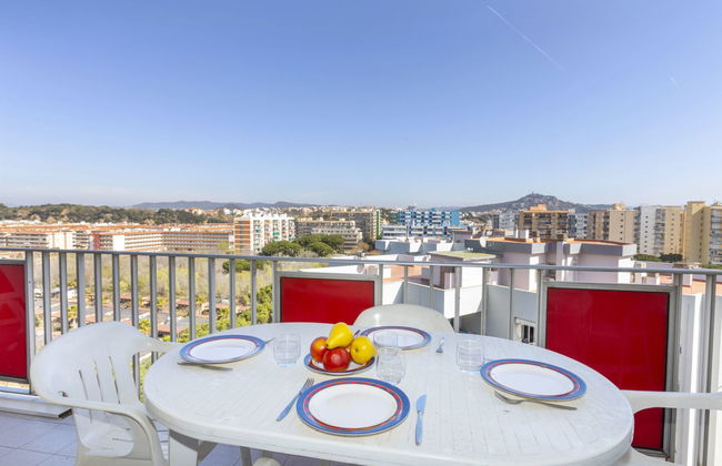 Apartamento de 2 quartos em Blanes com piscina e jardim - Foto 8