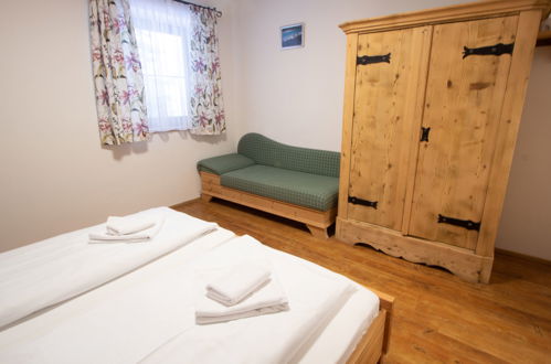Foto 14 - Appartamento con 2 camere da letto a Pfarrwerfen con sauna e vista sulle montagne