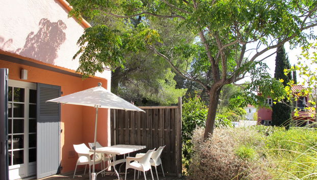Apartamento de 1 quarto em Saint-Raphaël com piscina e jardim - Foto 2
