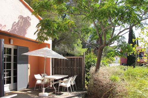 Photo 2 - Appartement en Saint-Raphaël avec piscine et vues à la mer