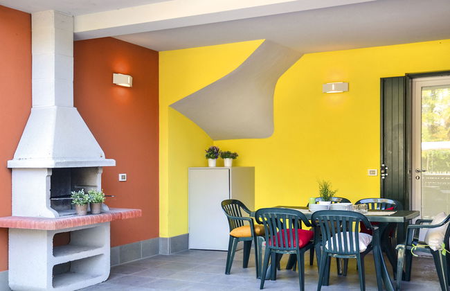 Haus mit 4 Schlafzimmern in San Michele al Tagliamento mit garten und terrasse - Foto 2