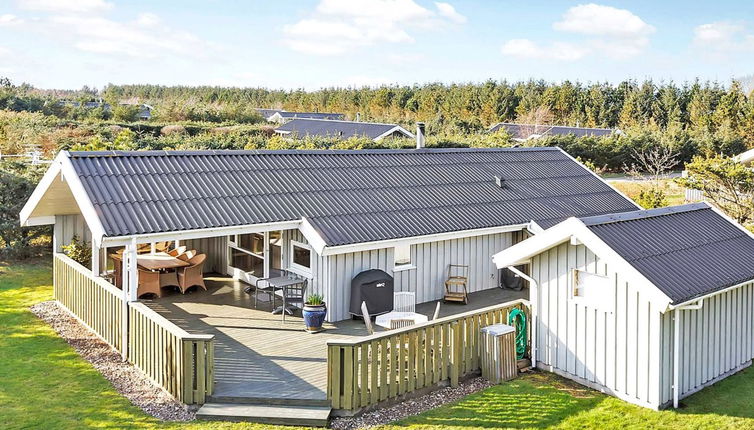 Foto 1 - Casa de 3 habitaciones en Løkken con terraza y bañera de hidromasaje