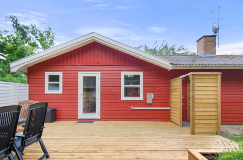 Photo 2 - Maison de 4 chambres à Aakirkeby avec terrasse