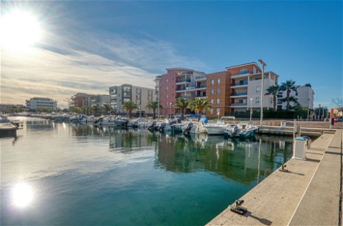 Foto 28 - Apartamento de 2 quartos em Fréjus com terraço e vistas do mar