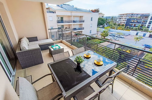 Photo 34 - Appartement de 1 chambre à Fréjus avec terrasse