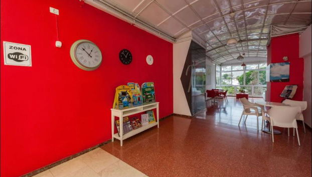 Apartamentos Miami - Photo 3