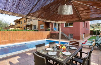 Foto 2 - Haus mit 3 Schlafzimmern in Palafrugell mit privater pool