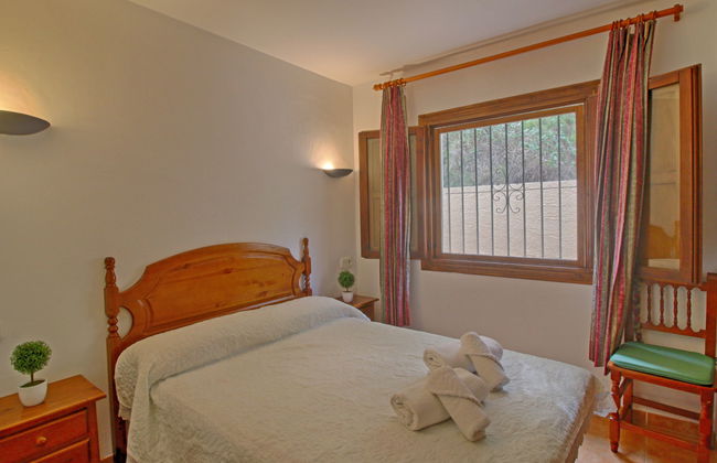 Casa de 4 quartos em Calp com piscina privada e jardim - Foto 10