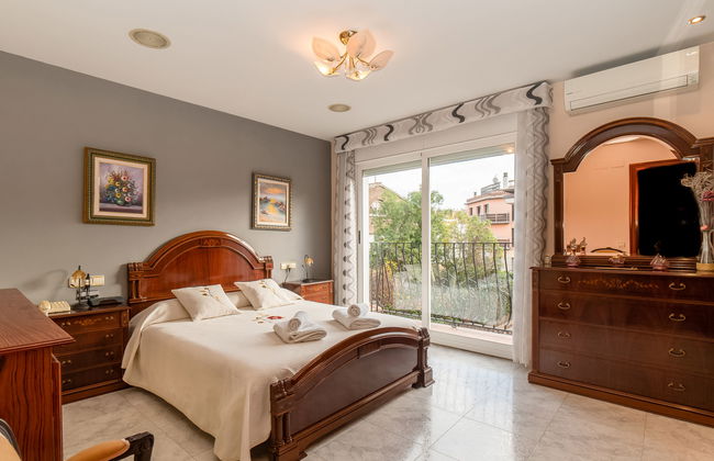 Haus mit 5 Schlafzimmern in Pineda de Mar mit garten - Foto 5