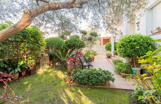 Photo 2 - Maison de 4 chambres à Pineda de Mar avec jardin et vues à la mer