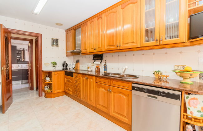 Haus mit 5 Schlafzimmern in Pineda de Mar mit garten - Foto 4