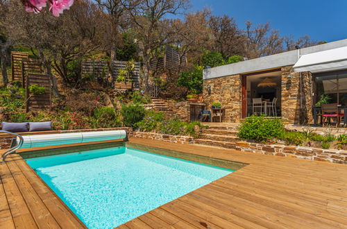 Foto 33 - Casa de 4 quartos em Bormes-les-Mimosas com piscina privada e jardim