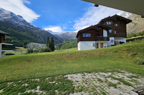 Foto 9 - Apartment mit 1 Schlafzimmer in Saas-Fee