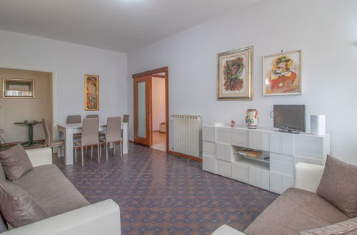 Photo 2 - 3 bedroom Apartment in Nettuno with terrace and sea view