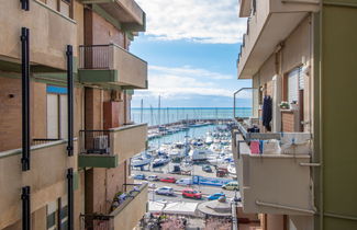 Photo 3 - Appartement de 3 chambres à Nettuno avec terrasse et vues à la mer