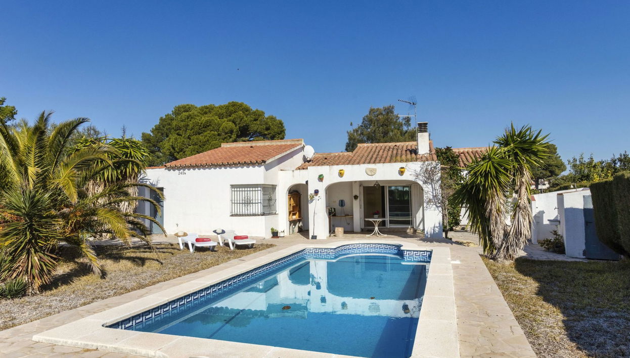 Maison de 5 chambres à l'Ametlla de Mar avec piscine privée et jardin - Photo 1