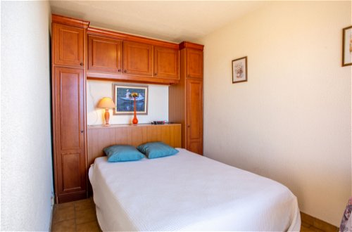 Foto 4 - Apartamento de 2 quartos em Le Lavandou com terraço e vistas do mar