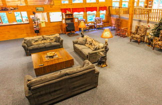 Photo 2 - Smoketree Lodge