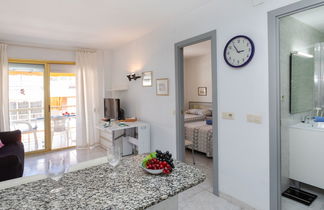 Foto 3 - Apartamento de 1 quarto em Salou com terraço