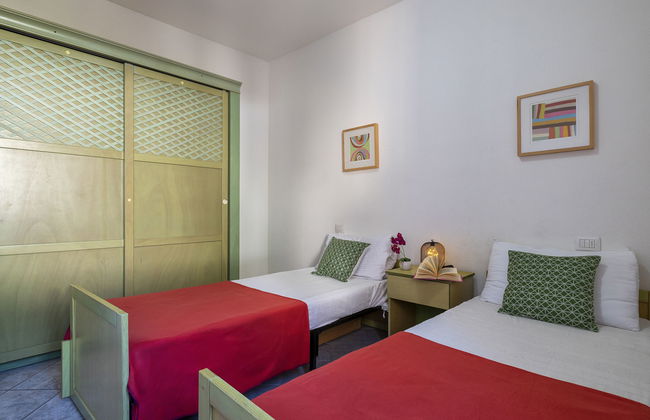 Apartamento de 3 quartos em Trinità d'Agultu e Vignola com piscina e jardim - Foto 21
