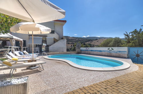 Photo 30 - Appartement de 2 chambres à Trinità d'Agultu e Vignola avec piscine et vues à la mer