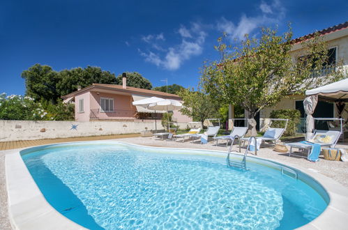 Photo 32 - Appartement de 2 chambres à Trinità d'Agultu e Vignola avec piscine et jardin