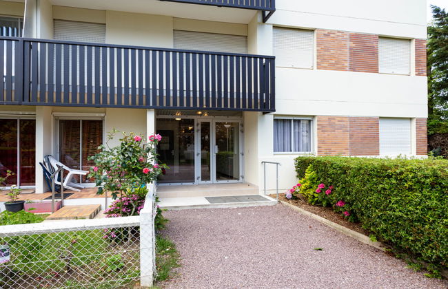 2 bedroom Apartment in Villers-sur-Mer with garden - Photo 15