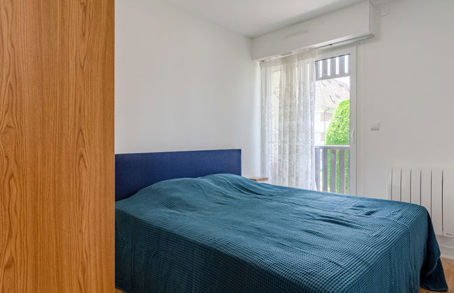 2 bedroom Apartment in Villers-sur-Mer with garden - Photo 12