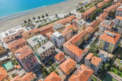 Foto 26 - Appartamento con 2 camere da letto a Sestri Levante con vista mare