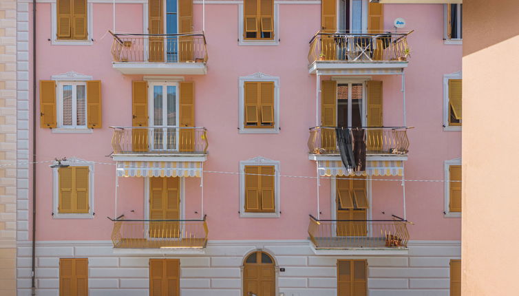 Foto 1 - Apartamento de 2 habitaciones en Sestri Levante con vistas al mar