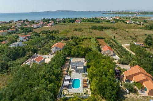 Photo 3 - 3 bedroom House in Croatia with private pool and garden