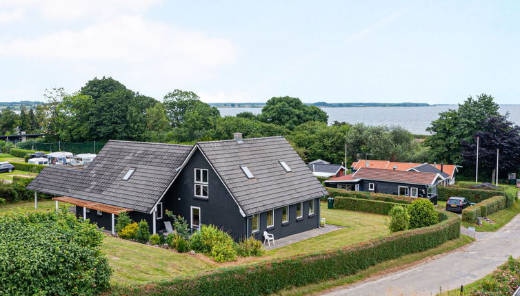 Photo 1 - Maison de 4 chambres à Sjølund avec piscine et terrasse