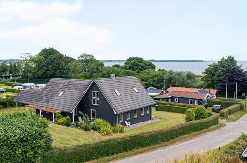 Photo 1 - Maison de 4 chambres à Sjølund avec piscine et terrasse