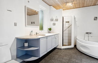 Foto 2 - Casa de 4 quartos em Sjølund com piscina e terraço