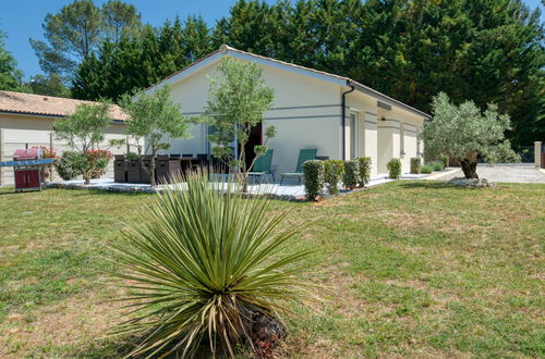 Photo 1 - Maison de 2 chambres à Lesparre-Médoc avec jardin et terrasse