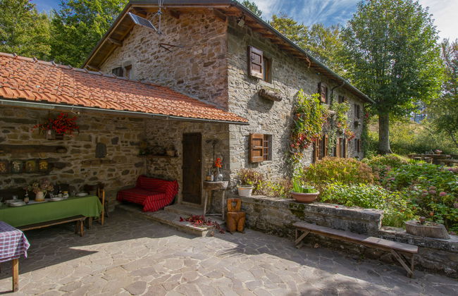 Casa de 3 quartos em San Marcello Piteglio com piscina privada e jardim - Foto 16