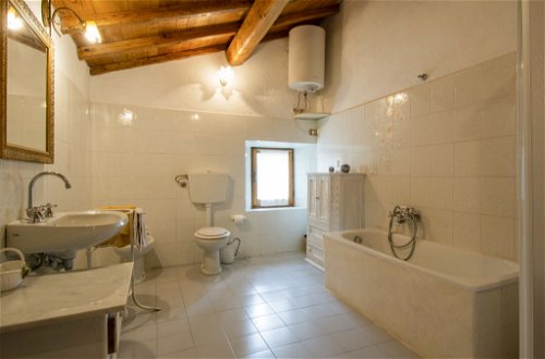 Foto 42 - Haus mit 3 Schlafzimmern in San Marcello Piteglio mit privater pool und garten