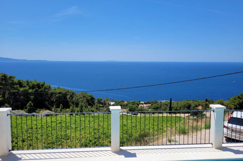 Photo 8 - 5 bedroom House in Hvar with private pool and terrace