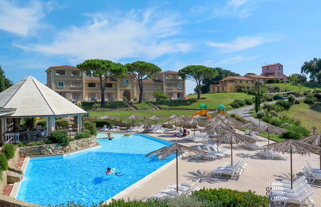 2 bedroom Apartment in Riparbella with swimming pool and garden - Photo 1