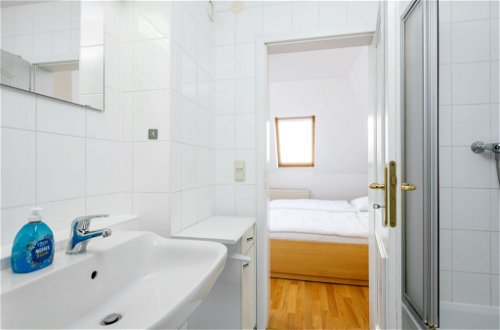 Foto 17 - Appartamento con 1 camera da letto a Zinnowitz con vista mare