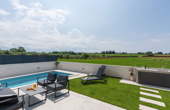 Casa de 4 quartos em Novigrad com piscina privada e terraço - Foto 5