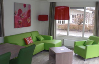 Photo 3 - 2 bedroom House in Noord-Scharwoude with swimming pool and garden