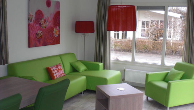 3 bedroom House in Noord-Scharwoude with swimming pool and garden - Photo 2