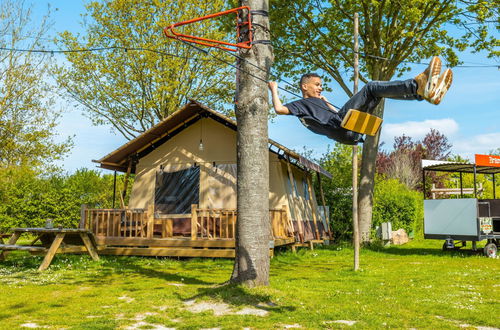 Foto 16 - Haus mit 2 Schlafzimmern in Noord-Scharwoude mit schwimmbad und garten